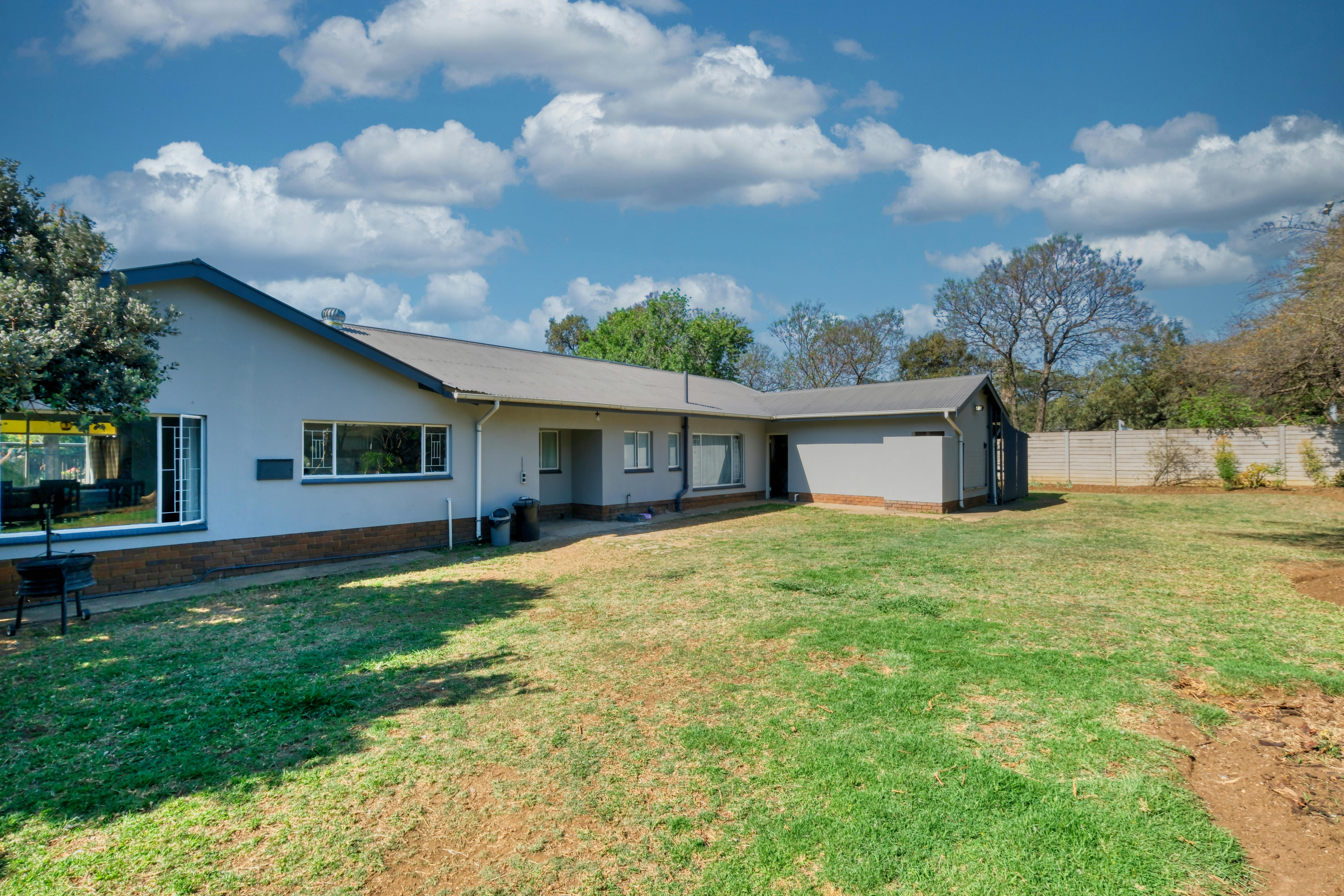 Spacious family home — Borrowdale
